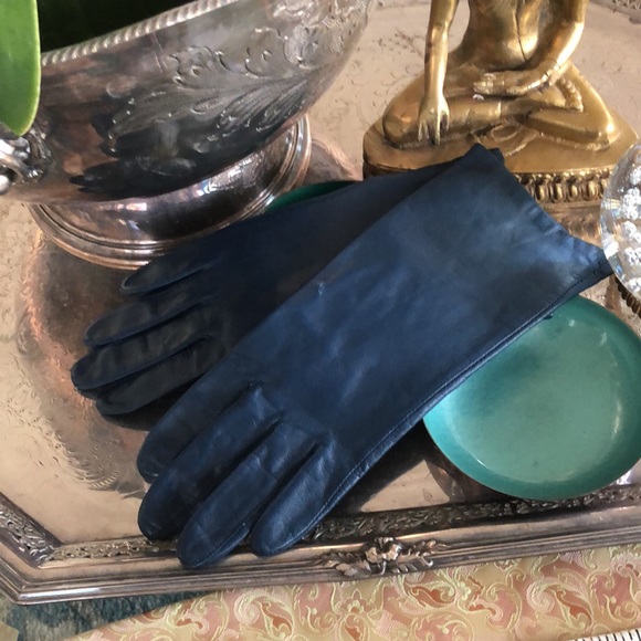 Accessories - Blue Leather Gloves
